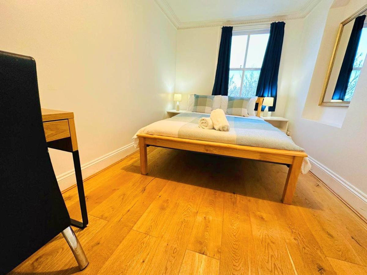 Cosy Home In Kensington - Great Location! 3 Minutes Walk To Earl'S Court Station لندن المظهر الخارجي الصورة