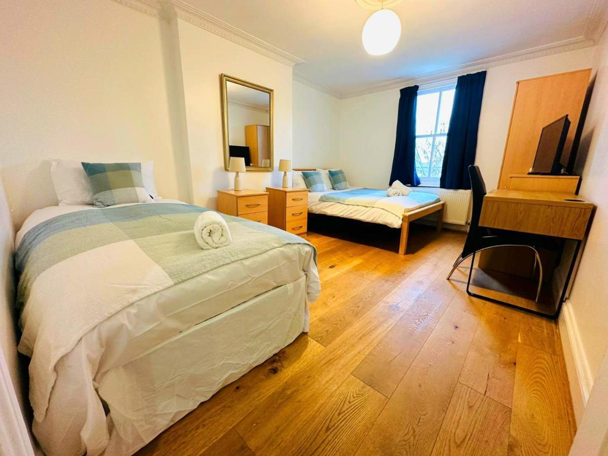Cosy Home In Kensington - Great Location! 3 Minutes Walk To Earl'S Court Station لندن المظهر الخارجي الصورة