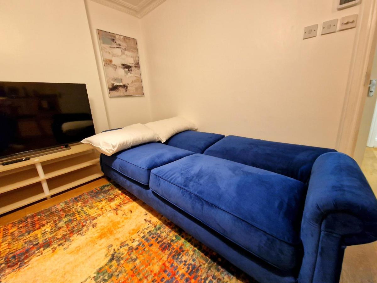 Cosy Home In Kensington - Great Location! 3 Minutes Walk To Earl'S Court Station لندن المظهر الخارجي الصورة